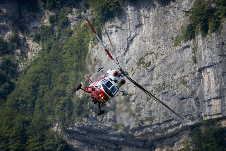 Mata Vaishno Devi Helicopter Booking: Simplifying Your Pilgrimage